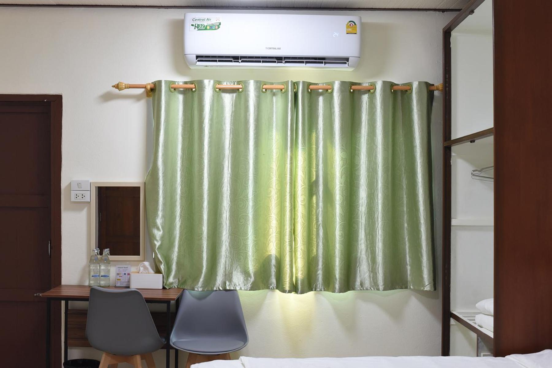 Chaiwat Hostel Bangkok Exterior photo